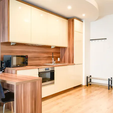 Wojska Polskiego, Sun&snow * Kołobrzeg