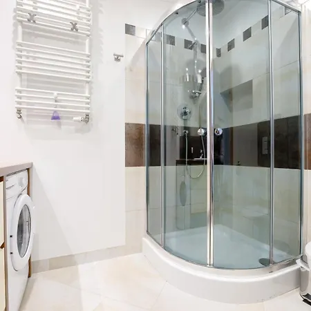 Wojska Polskiego, Sun&snow *